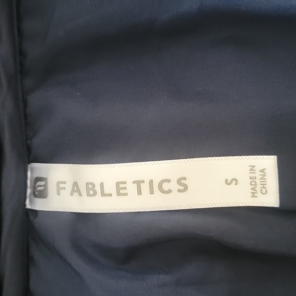 Fabletics, Size S, Fitted Navy Sedona Puffer Jacket, EUC! - Picture 9 of 10